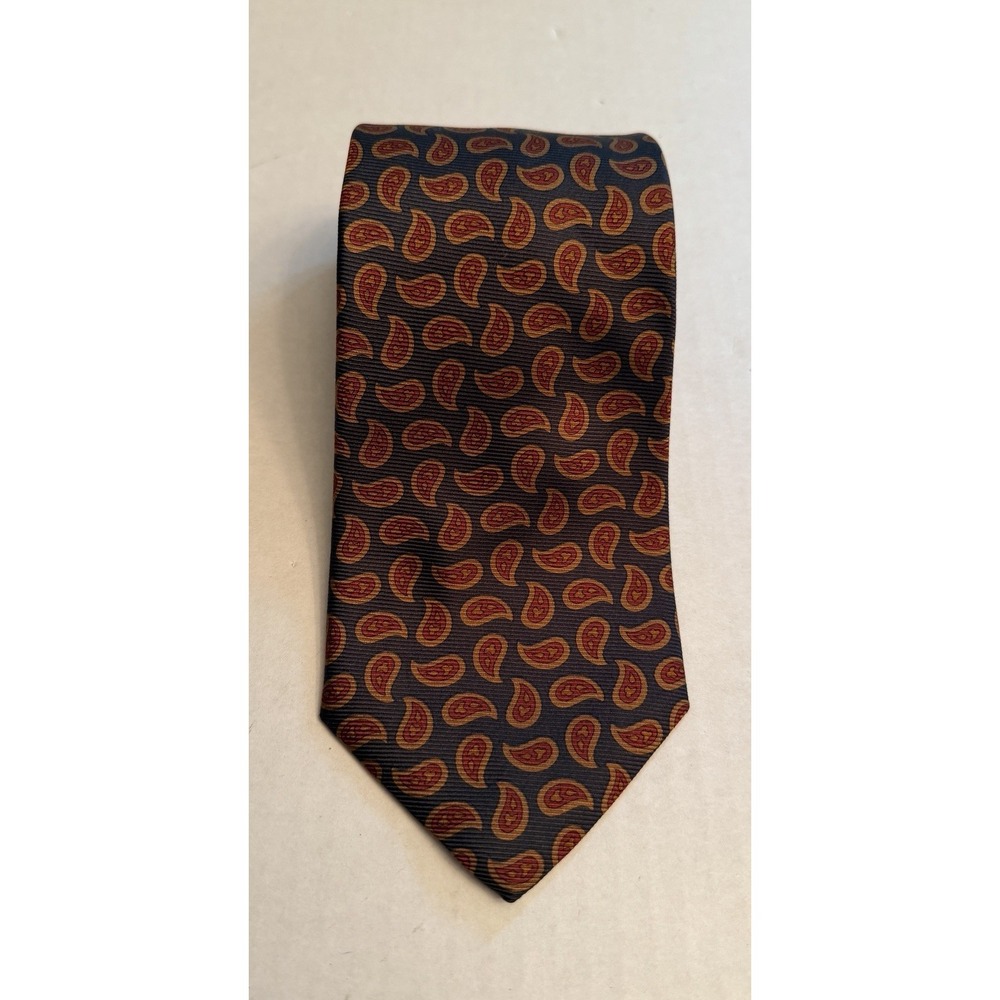 Brooks Brothers Makers Navy Blue Burgundy Paisley 100% Silk Neck Tie Made In USA